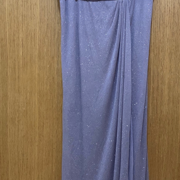 Dress - Picture 2 of 5